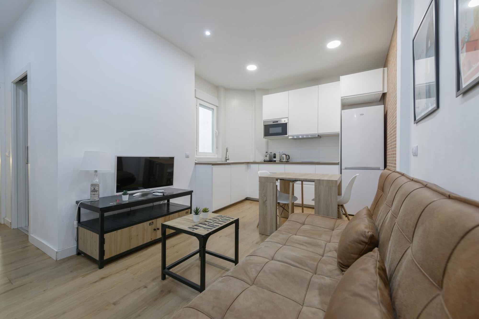 Apartament Avila Calle, Precioso Estudio En Santiago Bernabeu-Estrecho En Segundo Piso Sin Ascensor Madryt Zewnętrze zdjęcie