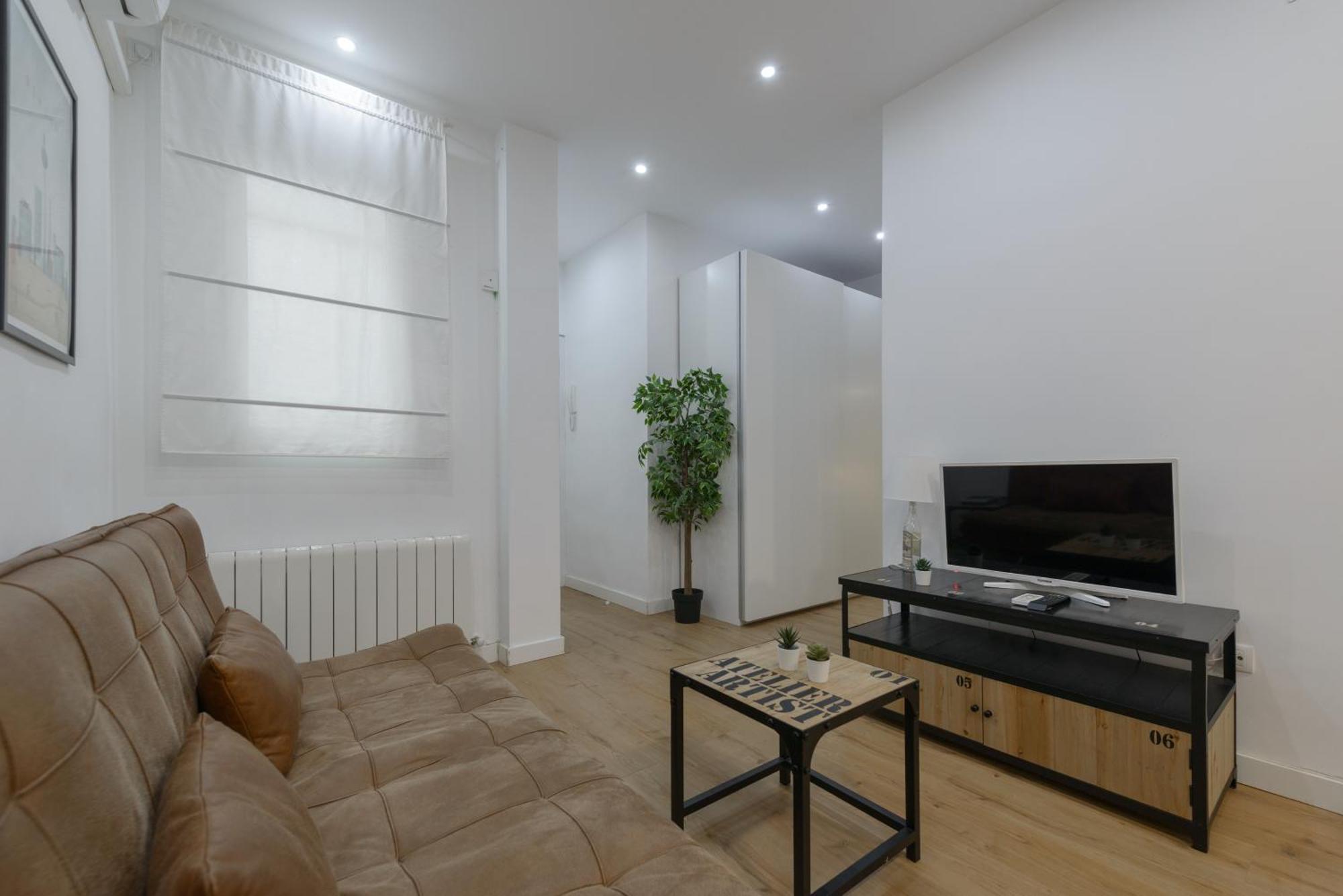 Apartament Avila Calle, Precioso Estudio En Santiago Bernabeu-Estrecho En Segundo Piso Sin Ascensor Madryt Zewnętrze zdjęcie